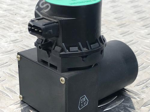 Used Central lock pump VW GOLF II (19E, 1G1) 1.6 TD (70 hp) 32318081