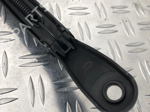 Front windshield wiper arm PEUGEOT 2008 I (CU_) 1.2 THP 110 / PureTech 110 | BP29032412C143 