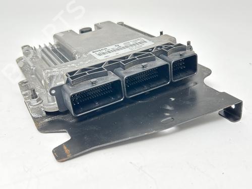 Used Engine control unit (ECU) Engine control unit (ECU) RENAULT TRAFIC III Van (FG_) 1.6 dCi 115 (FGMD) (116 hp) 36390912 36390912