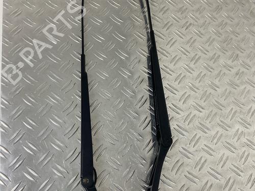 Used Front windshield wiper arm VW POLO V (6R1, 6C1) 1.2 (60 hp) 29036473