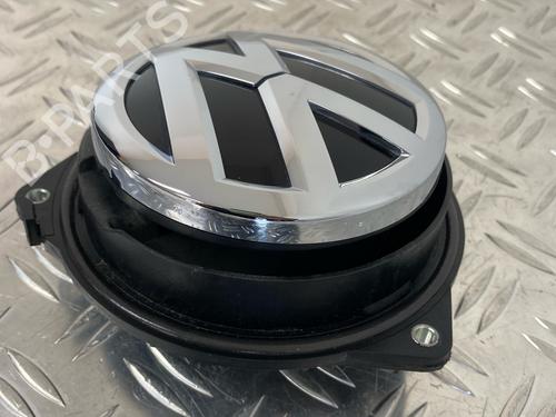 Tailgate handle VW POLO VI (AW1, BZ1, AE1) 1.0 TSI | BP29033814C132 
