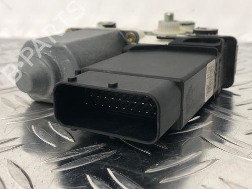 Right front window motor VW GOLF IV (1J1) 1.6 | BP30304686E20