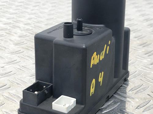 Låskasse AUDI A6 C4 Avant (4A5) 1.8 quattro (125 hp) 32321615