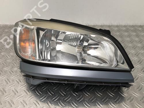 Używane Lampa przednia prawa OPEL ZAFIRA A MPV (T98) 1.8 16V (F75) (125 hp) 29033667