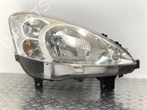 Used Right headlight Right headlight PEUGEOT PARTNER Tepee 1.6 BlueHDi 100 4x4 (100 hp) 39917235 39917235