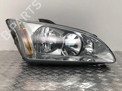 Used Right headlight FORD FOCUS II Turnier (DA_, FFS, DS) 1.6 Ti (115 hp) 29032185