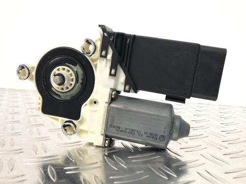 Used Right front window motor VW GOLF IV (1J1) 1.6 (100 hp) 30304686