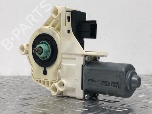 Rudehejsemotor forskærm højre AUDI A6 C6 (4F2) 2.0 TDI (163 hp) 29034489