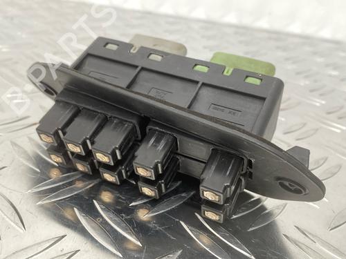 Used Switch OPEL COMBO Box Body/MPV (X12) 2.0 CDTI (B05) (135 hp) 30150788