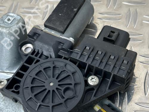 Left front window motor JAGUAR X-TYPE I (X400) 2.2 D | BP37463646E21  - Image 5