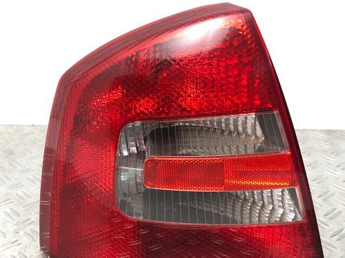 Used Left taillight SKODA OCTAVIA II (1Z3) 2.0 TDI 16V (140 hp) 29036268