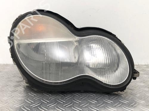 Used Right headlight MERCEDES-BENZ C-CLASS (W203) C 200 CDI (203.007) (122 hp) 29035099