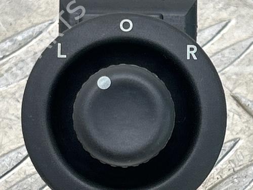 Used Mirror switch Mirror switch DODGE CALIBER 2.0 CRD (140 hp) 40453980 40453980