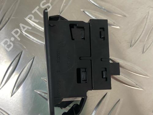 Switch BMW 2 Active Tourer (F45) 216 d | BP29034367I30 