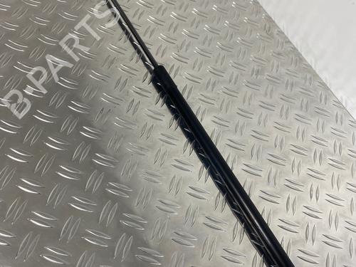 Used Hood lift support VW GOLF VII (5G1, BQ1, BE1, BE2) 2.0 TDI (150 hp) 29030654