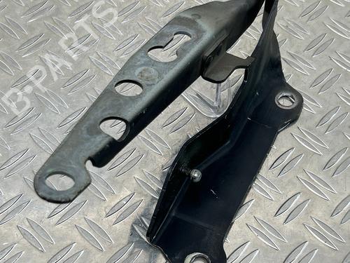 Used Hinge/Door check strap Hinge/Door check strap VOLVO XC90 I (275) T6 AWD (272 hp) 34057196 34057196