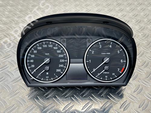 Kombiinstrument BMW 3 (E90) 320 i (150 hp) 33121260