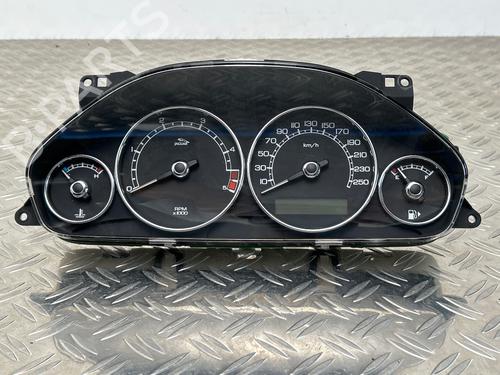 Used Instrument cluster Instrument cluster 37241431 37241431