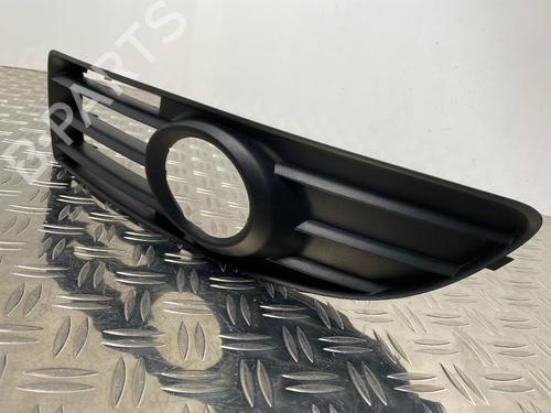 Calandre AUDI A4 B6 Convertible (8H7) 1.8 T (163 hp) 31071483