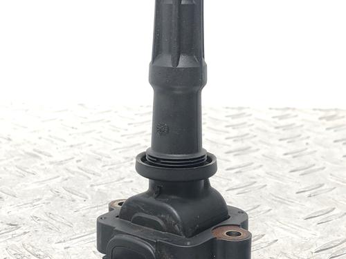 Used Ignition coil FORD MONDEO III Turnier (BWY) 1.8 SCi (130 hp) 29032536