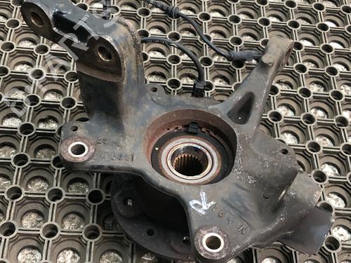 Used Right front steering knuckle RENAULT SCÉNIC III (JZ0/1_) 1.2 TCe (116 hp) 29034807