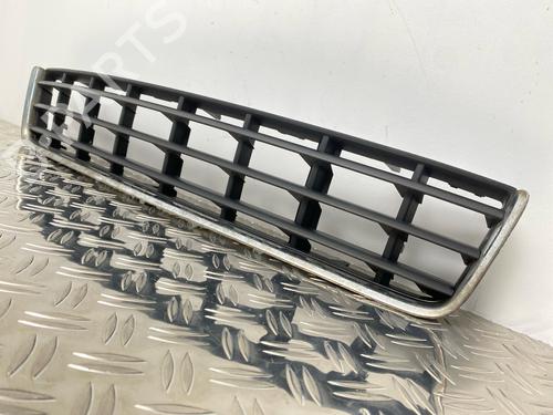 Calandre AUDI A4 B6 Convertible (8H7) 1.8 T (163 hp) 31133428
