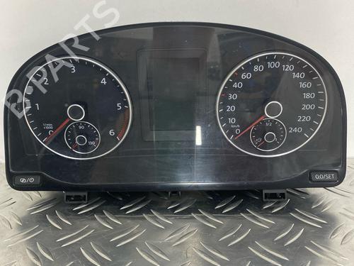Cockpit VW CADDY IV Box Body/MPV (SAA, SAH) 1.6 TDI (102 hp) 29034821