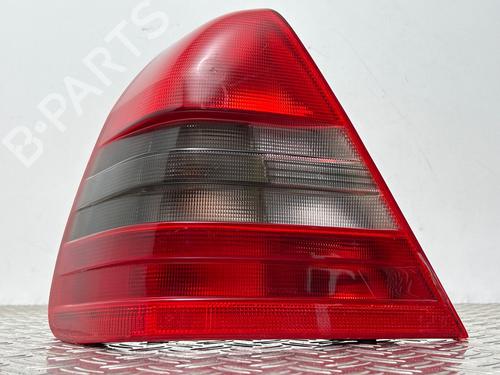 Used Left taillight Left taillight MERCEDES-BENZ C-CLASS (W202) C 200 (202.020) (136 hp) 40188482 40188482
