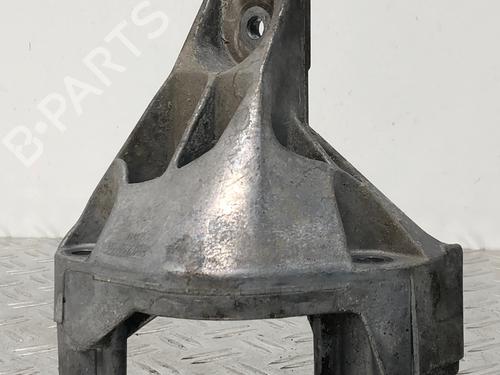 Used Gearbox mount OPEL VECTRA B Hatchback (J96) 1.6 i 16V (F68) (101 hp) 29032984