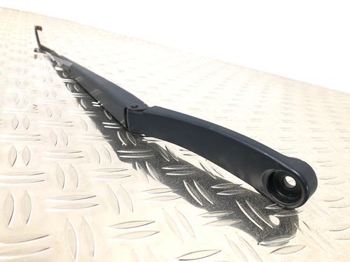 Used Front windshield wiper arm HYUNDAI ix35 (LM, EL, ELH) 1.6 (135 hp) 30510901
