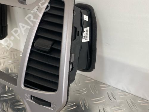 Middle console HYUNDAI i20 I (PB, PBT) 1.2 | BP29036812I22 