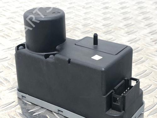 Used Central lock pump Central lock pump VW GOLF III Van (1H1) 1.8 (75 hp) 39917211 39917211