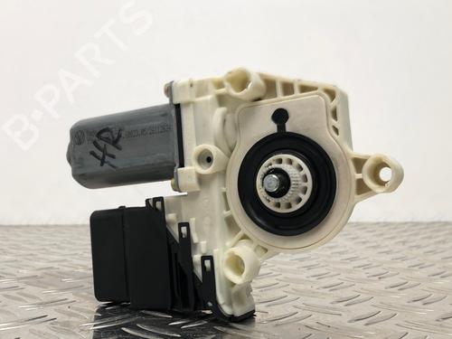 Motore alzacristalli posteriore destro VW TOURAN (1T3) 1.2 TSI (105 hp) 32023809