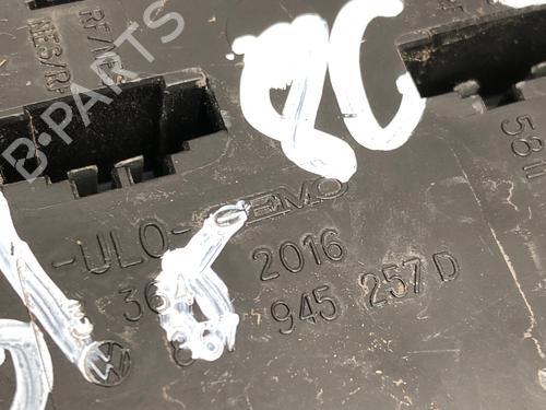Right taillight VW POLO II (86C, 80) 1.3 Cat | BP29037277C35 