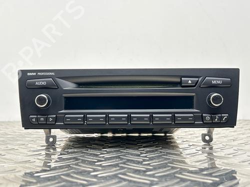 Bilradio BMW 3 (E90) 318 i (143 hp) 33121266