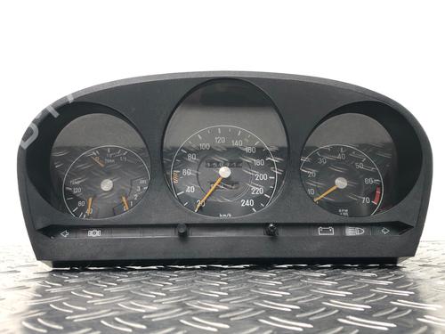 Used Instrument cluster MERCEDES-BENZ SL (R107) 350 SL (107.043) (195 hp) 29035733