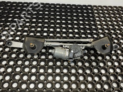 Used Front wipers mechanism SUZUKI CELERIO (LF) 1.0 (AVK310) (68 hp) 29036447