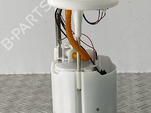 Used Fuel pump VW UP! (121, 122, BL1, BL2, BL3, 123) 1.0 (60 hp) 29031930