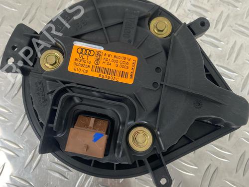 Gebläsemotor für AUDI A4 B6 (8E2) 1.9 TDI (130 hp) 29033844