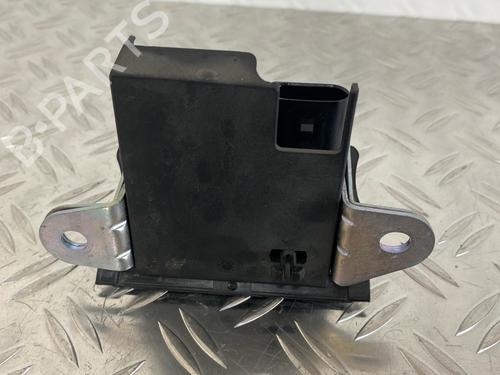 Tailgate lock VW POLO VI (AW1, BZ1, AE1) 1.0 TSI | BP29033208C101 