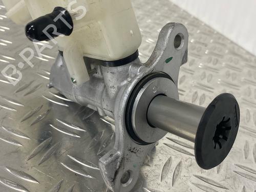 Brake master cylinder SEAT IBIZA V (KJ1, KJG) 1.0 TSI | BP29034521M77 - Image 4