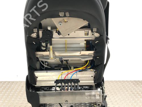 Right front seat MERCEDES-BENZ S-CLASS Coupe (C215) CL 600 (215.376) | BP31133417C16 