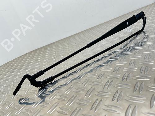Used Front windshield wiper arm Front windshield wiper arm 39534140 39534140