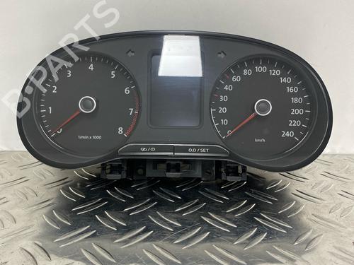 Used Instrument cluster VW POLO V (6R1, 6C1) 1.2 (60 hp) 29032155