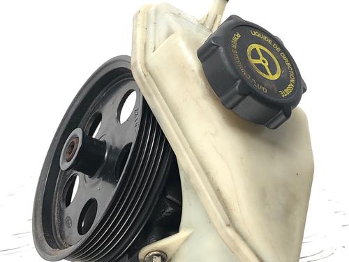 Used Steering pump FORD FIESTA V (JH_, JD_) ST150 (150 hp) 30325377