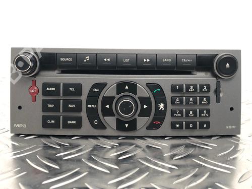 Used Display monitor PEUGEOT 407 SW (6E_, 6D_) 3.0 (211 hp) 30001147