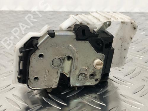 Used Rear right lock OPEL COMBO Box Body/MPV (X12) 2.0 CDTI (B05) (135 hp) 30156851