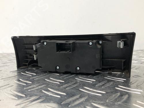 Headlight switch BMW 5 Touring (E61) 525 d | BP29031354I24 