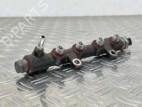 Used Injection rail Injection rail 37587310 37587310