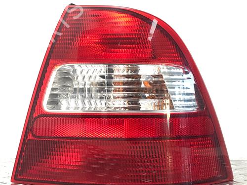 Used Right taillight HONDA CIVIC VI Aerodeck (MB, MC) 1.5 16V (MB9) (114 hp) 29033434